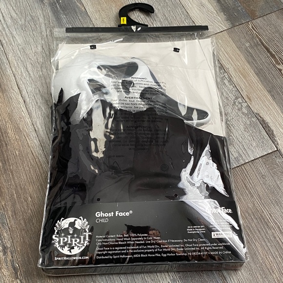 Spirit Ghost Face Kids Costume - Black and White - Picture 4 of 11